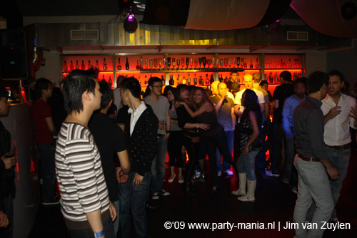 090529_014_le_paris_partymania