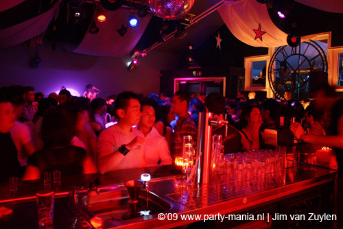 090529_050_le_paris_partymania