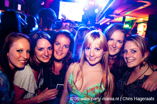 090529_005_los_partymania