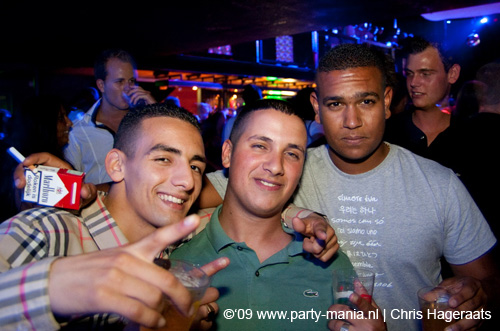 090529_011_los_partymania