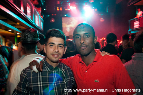 090529_040_los_partymania