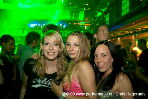 090529_049_los_partymania