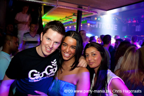 090529_057_los_partymania