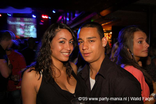 090529_003_los_partymania