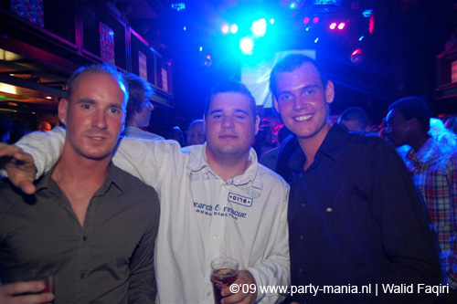 090529_004_los_partymania