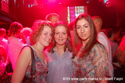 090529_026_los_partymania