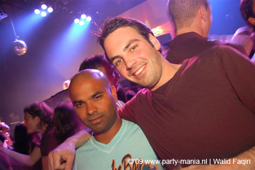 090529_035_los_partymania