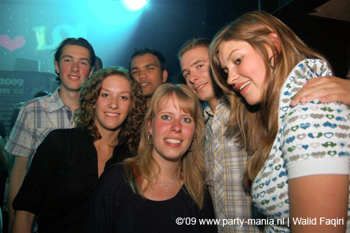 090529_038_los_partymania