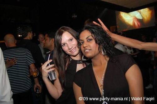 090529_053_los_partymania