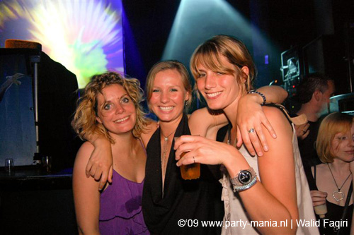 090529_055_los_partymania