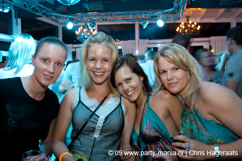 090530_052_billabong_beach_partymania