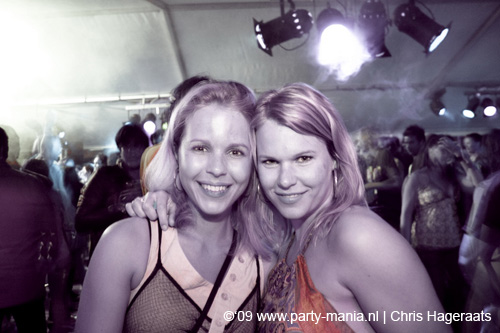 090530_095_billabong_beach_partymania