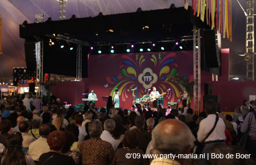 090530_015_tong_tong_fair_partymania