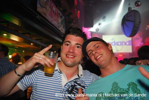 090531_039_hed_kandi_partymania