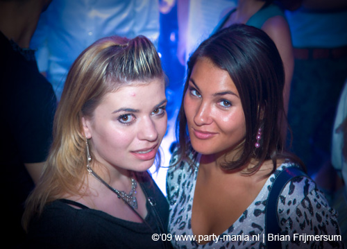 090531_100_hed_kandi_partymania