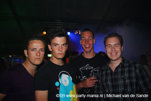 090605_021_senses_partymania