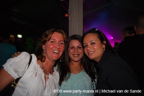 090605_027_senses_partymania