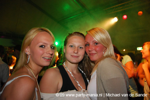 090605_057_senses_partymania