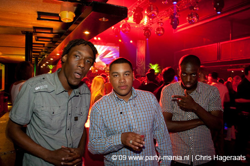 090612_012_flavourz_partymania