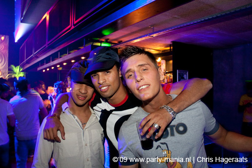 090612_027_flavourz_partymania