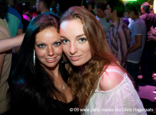 090612_048_flavourz_partymania