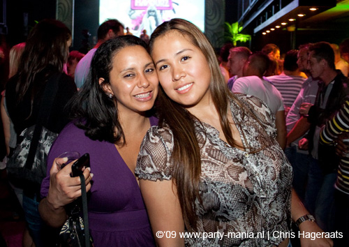 090612_052_flavourz_partymania