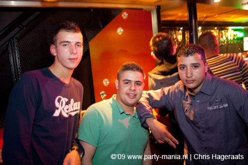 090612_059_flavourz_partymania