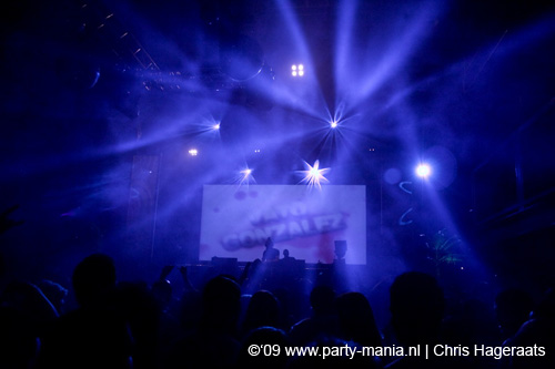 090612_092_flavourz_partymania