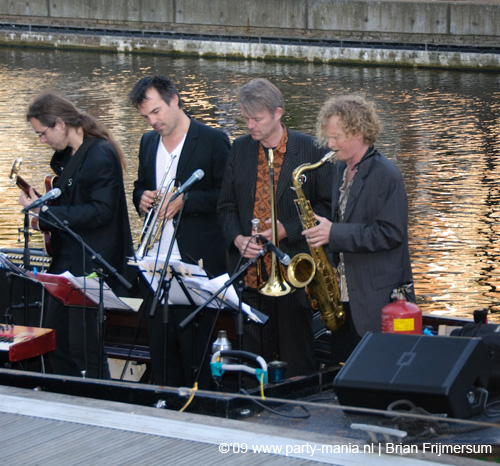 090612_017_jazz_in_de_gracht_partymania