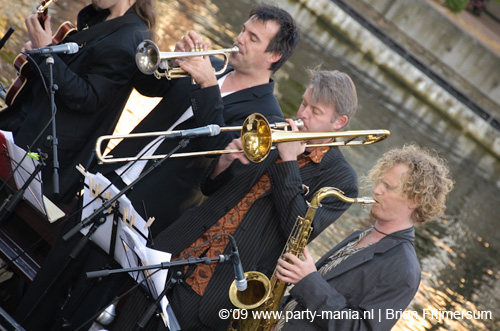 090612_019_jazz_in_de_gracht_partymania