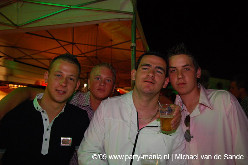 090613_079_ex_porn_star_partymania