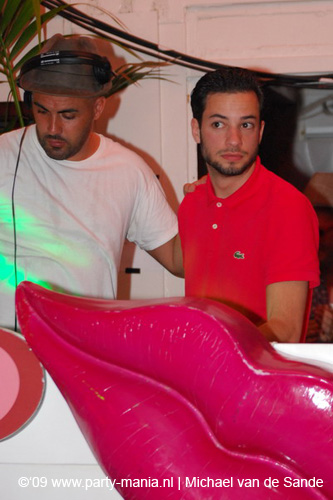 090613_092_ex_porn_star_partymania