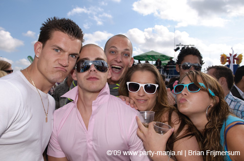 090620_164_los_festival_partymania