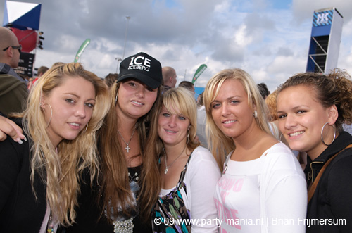 090620_182_los_festival_partymania
