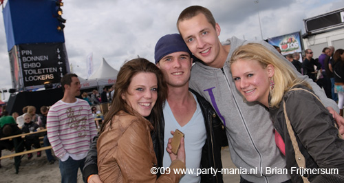 090620_205_los_festival_partymania