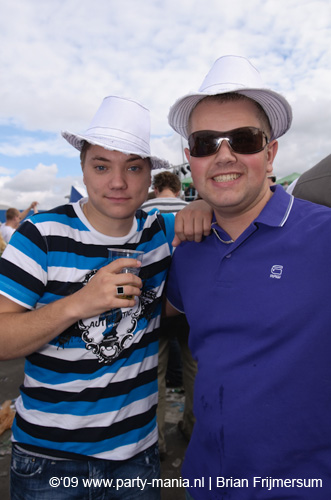 090620_215_los_festival_partymania
