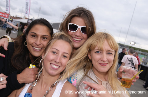 090620_254_los_festival_partymania