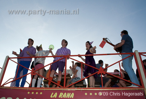 090704_053_parade_partymania