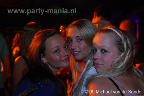 090710_025_latin_lovers_partymania