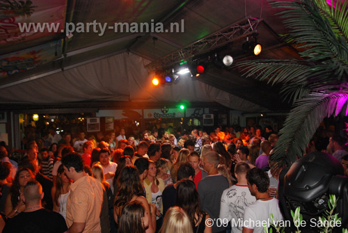 090710_033_latin_lovers_partymania