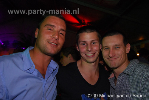 090710_069_latin_lovers_partymania
