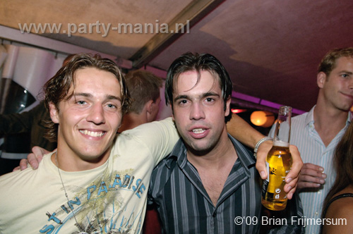 090711_047_whoosah_partymania