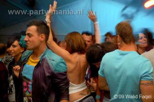 090718_040_this_is_the_beach_partymania