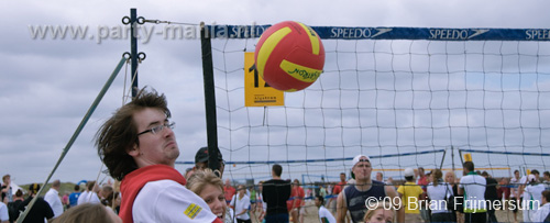 090802_020_haagse_horeca_beachvolleybal_partymania