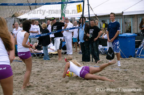 090802_023_haagse_horeca_beachvolleybal_partymania