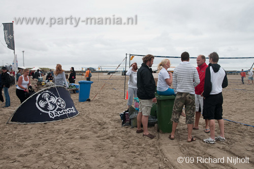 090802_001_haagse_horeca_beachvolleybal_partymania