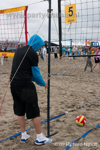 090802_019_haagse_horeca_beachvolleybal_partymania