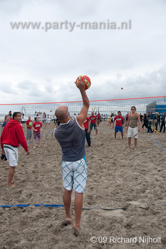 090802_038_haagse_horeca_beachvolleybal_partymania