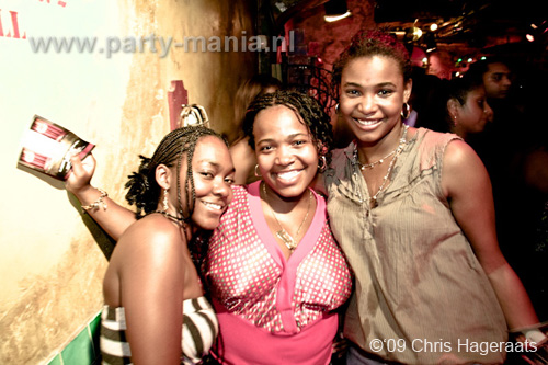 090821_033_havana_partymania