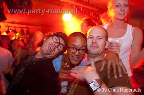 090822_095_bang_partymania